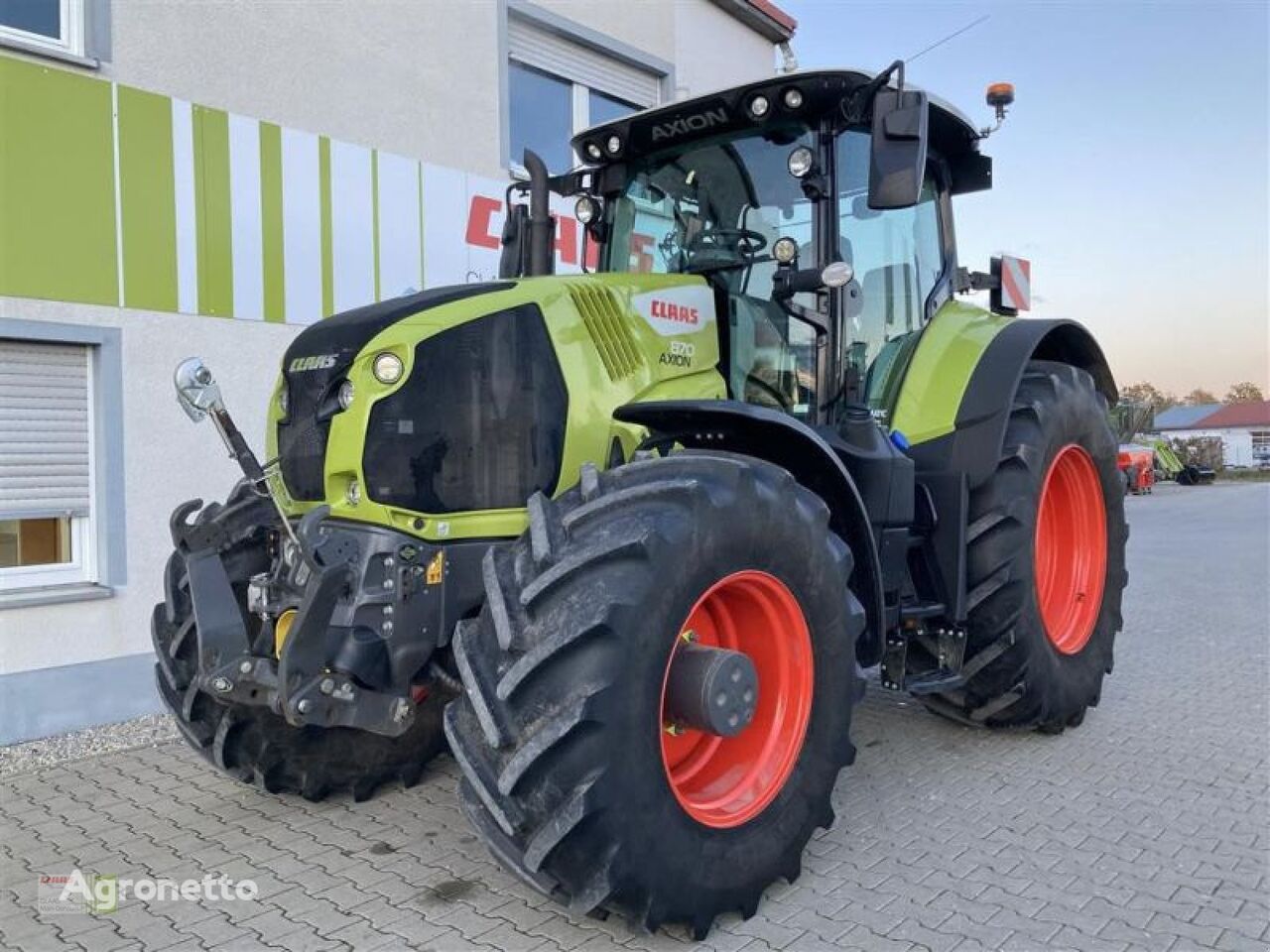trattore gommato Claas AXION 870 CMATIC-STAGE V CEBIS